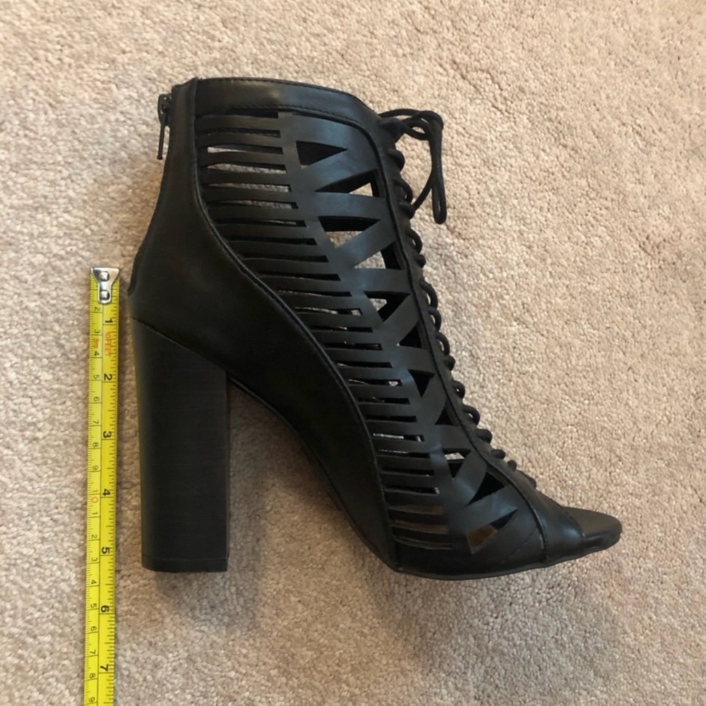 NWOT - Bamboo Lazer Cut Lace Up Heels - Picture 3 of 8
